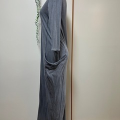 PLST プラステ　ロングワンピース　グレーの画像