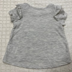 ほぼ未使用　12ヶ月向けトップスの画像