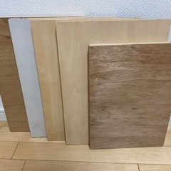 木製パネル8枚の画像