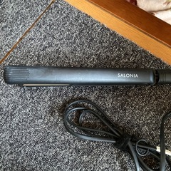 サロニア　ストレートアイロン