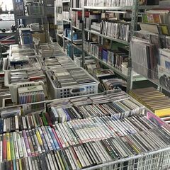 【大セール❕】音楽CD、ゲームCD一個100円、DVD全部半額150円～の画像