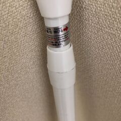  JM19989K)突っ張り棒<径：約２cm  高さ：約115～225cm> 中古品【取りに来られる方限定】 の画像