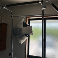  懸垂マシン ぶら下がり健康器 懸垂器具
