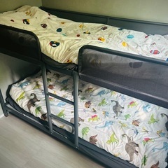 IKEA 二段ベッドフレームの画像