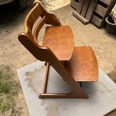 天然木製の子ども用ダイニングチェア　ナチュラル家具　子ども椅子の画像