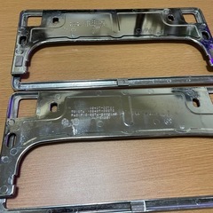 トヨタ　純正　ナンバーフレーム　中古の画像