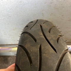 バイクタイヤ110/90-13の画像