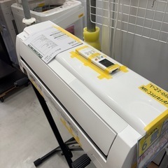 ※クリーニング待ち【東芝／エアコン2.2k】【2022年製】【6畳用】【６ヶ月保証】【取付可】【管理番号12006】AC管理番号T-22-0618 桒の画像