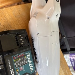 美品　マキタ クリーナー CL107FD 充電器の画像