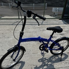折りたたみ自転車の画像
