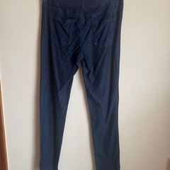 ⬜︎【UNIQLO 】スリムフィット スキニー　キッズサイズXLの画像