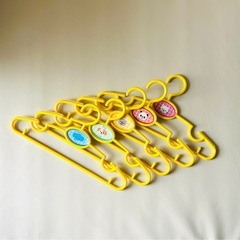 子ども用ハンガーセットの画像