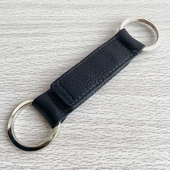 ☆お値引可能☆【美品】COACH  レザー製品 スナップボタン付き キーホルダーキーリングの画像