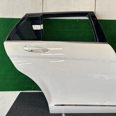☆MB☆ ベンツ リアドア右 C クラス DBA-204241