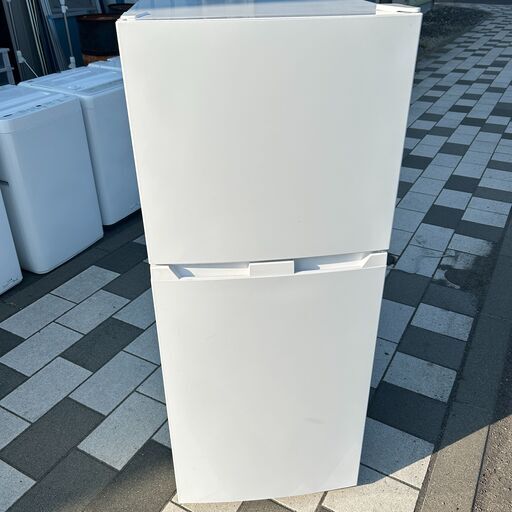 苫小牧発 高年式 MAXZEN / マックスゼン 冷凍冷蔵庫 JR182HM01WH 2023年式