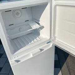 苫小牧発 高年式 MAXZEN / マックスゼン 冷凍冷蔵庫 JR182HM01WH 2023年式の画像