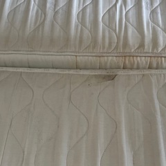 【HUKLA】クイーンサイズのマットレスの画像