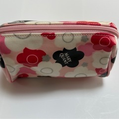 MARY QUANT ポーチ2個セットの画像
