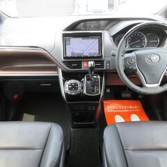 トヨタ　エスクァイア　Ｇｉ セーフティセンス　★1年保証★ロードサービス付　セーフティセンス　純正９型ナビ　地デジ　バックカメラ　Ｂｌｕｅｔｏｏｔｈ　両側パワースライド　ＥＴＣ２．０　クルコン　アイストップ　ドライブレコーダー　オートライト　ＬＥＤヘッド　純１５ＡＷの画像