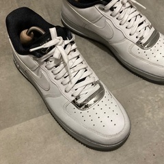 NIKE スニーカーの画像