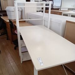 ★リユースのサカイつくば店★TK5650 ニトリ 棚付きデスク ホワイト H120×D60×W121 クリーニング済みの画像