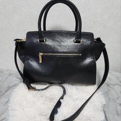 CHARLES&KEITH チャールズアンドキースブラック2wayハンドバッグの画像
