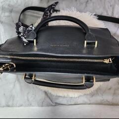CHARLES&KEITH チャールズアンドキースブラック2wayハンドバッグの画像