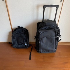 早い者勝ち！美品　多機能バッグ　キャスター付きリュック の画像