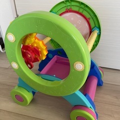 ハイハイから独歩まで使える歩行器太鼓のおもちゃの画像