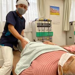 ★整骨院の経験をそのまま活かせて、毎日17時に残業0で帰れます！スタッフの仲がとても良い環境で一緒に楽しく働きませんか！★北小岩店★機能訓練指導員大募集です★の画像