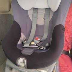combi チャイルドシート（新生児〜3歳）