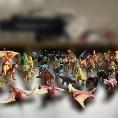 恐竜ミニフィギュアセット 約140体セットの画像