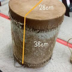 64民族楽器　太鼓　2つ