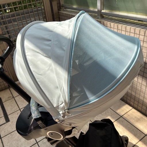 ストッケ エクスプローリー ベビーカー