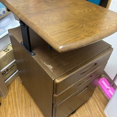 引き出し木製チェストの画像