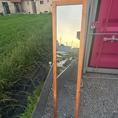 ウッド調の鏡🪞