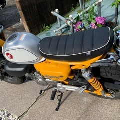 ホンダ モンキー125 カスタムシート　JB02 タンデムシートピニオンシート 5cmローダウン　黒 二人乗り の画像