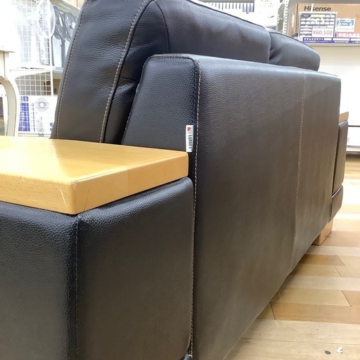 【お値下げしました！】LURKEY 2人掛けソファー　入荷しました。