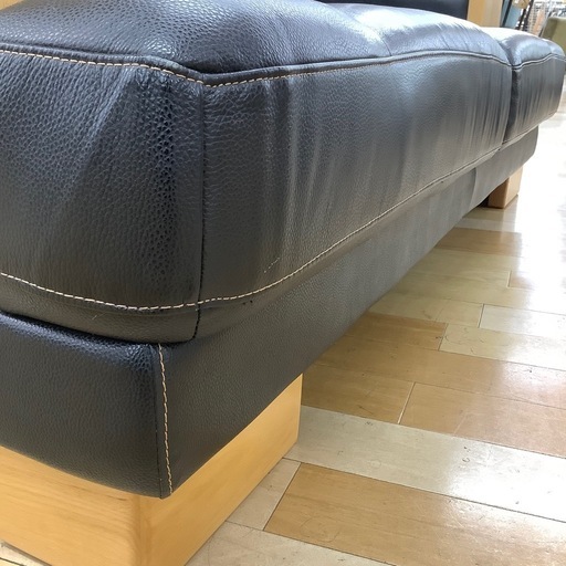 【お値下げしました！】LURKEY 2人掛けソファー　入荷しました。