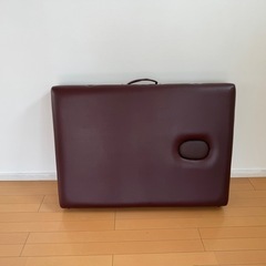 【美品】
折りたたみマッサージベッドの画像