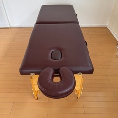 【美品】
折りたたみマッサージベッドの画像