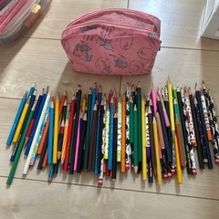 取引中　色えんぴつ