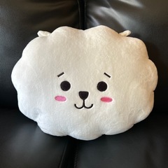 BTS ジンキャラクタークッション
