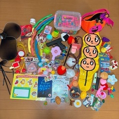 おもちゃ　まとめ売り