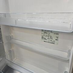 仙台市若林区～美品！ファミリー向け3ドア冷蔵庫/自動製氷機能/330㍑/GR-H34SYの画像