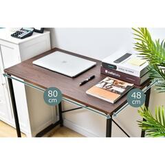 パソコンデスクの画像