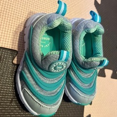 お値下げしました。美品　15センチ　ボブソンのシューズの画像
