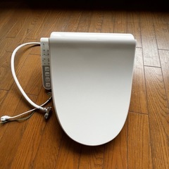 東芝　温水洗浄便座