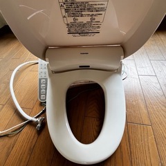 【取引中】東芝　温水洗浄便座の画像