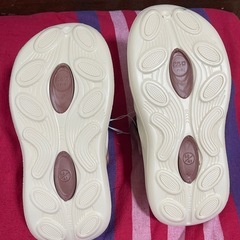 ファッションプリント付きサンダルの画像
